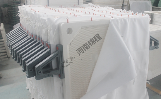 壓濾機專用濾板(圖4) 壓濾機專用濾板(圖4)